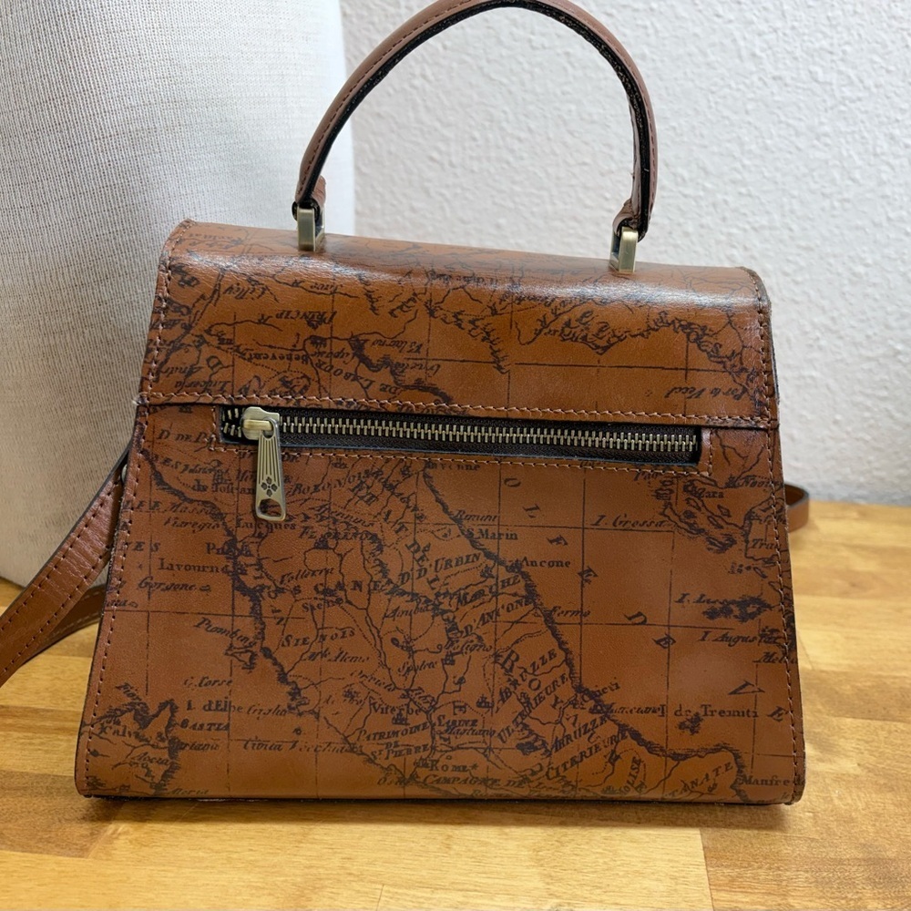 Patricia Nash Cassano Signature Map Leather Top Handle Crossbody - Picture 3 of 10